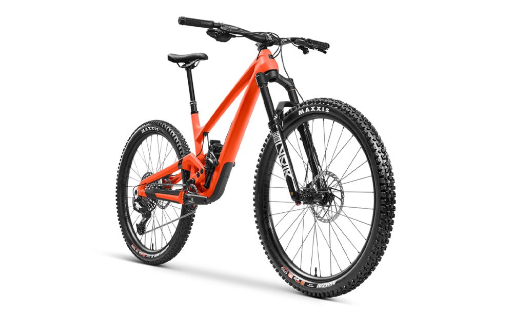 Evil Offering 151 - Eagle 90 RockShox Lyrik / Super Deluxe Ultimate Build